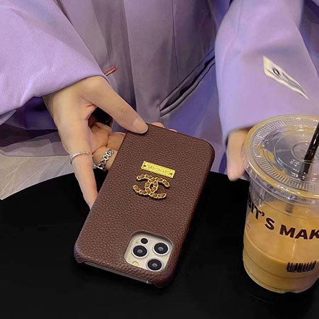 ブランド シャネル風 アイフォン14plus スマホケース 